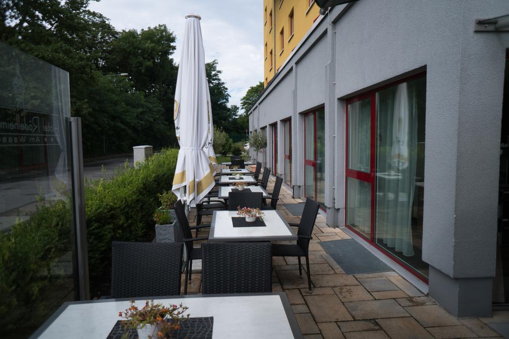 Hotel Roedelheimer Hof - Am Wasserturm Francfort-sur-le-Main Extérieur photo